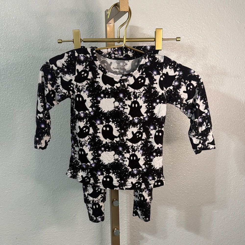 Bamboo Buddies (Sleepy Peanuts) Kids Ghost Print Black and White bamboo PJs- 2T
